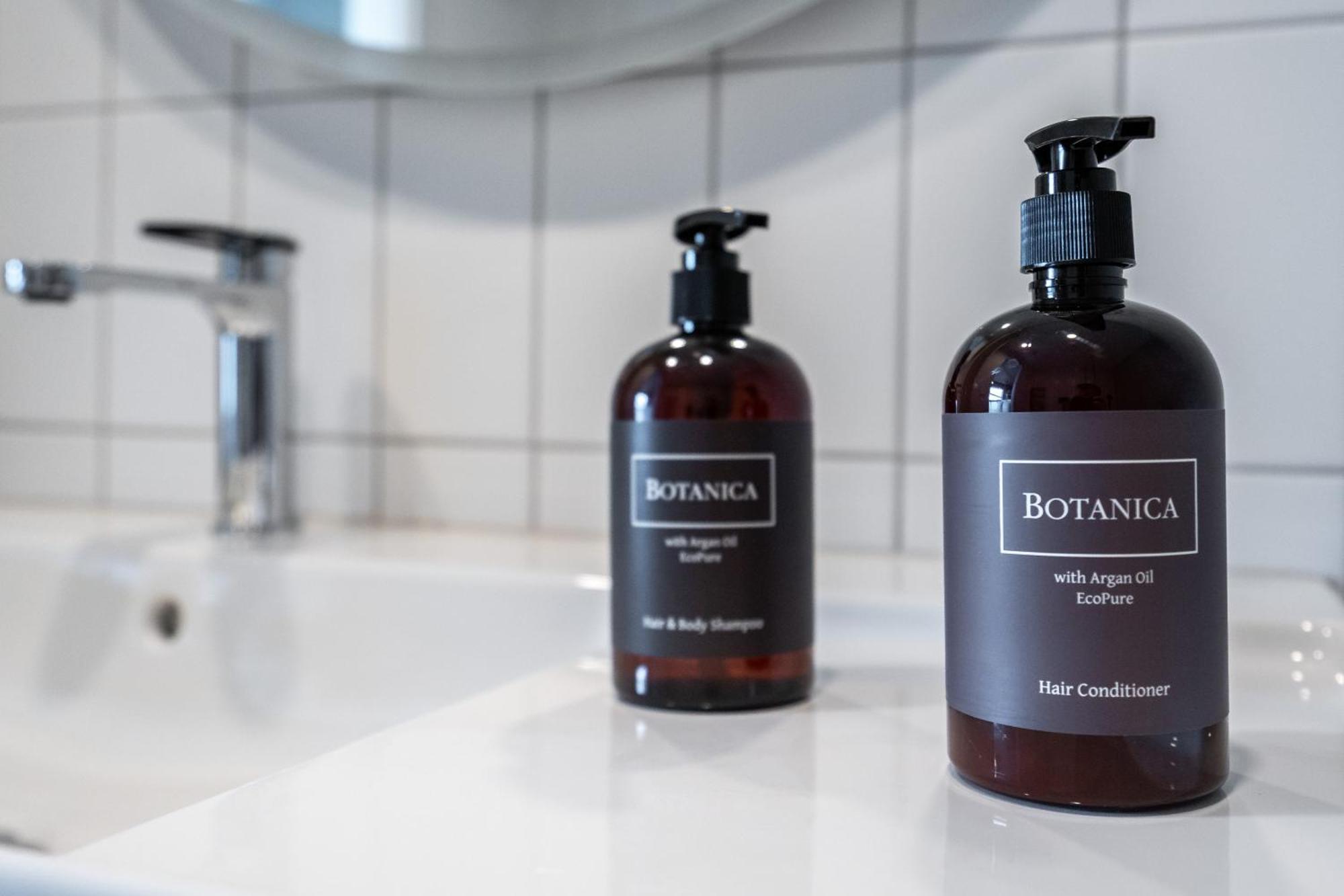 Honest Ricany Eksteriør bilde